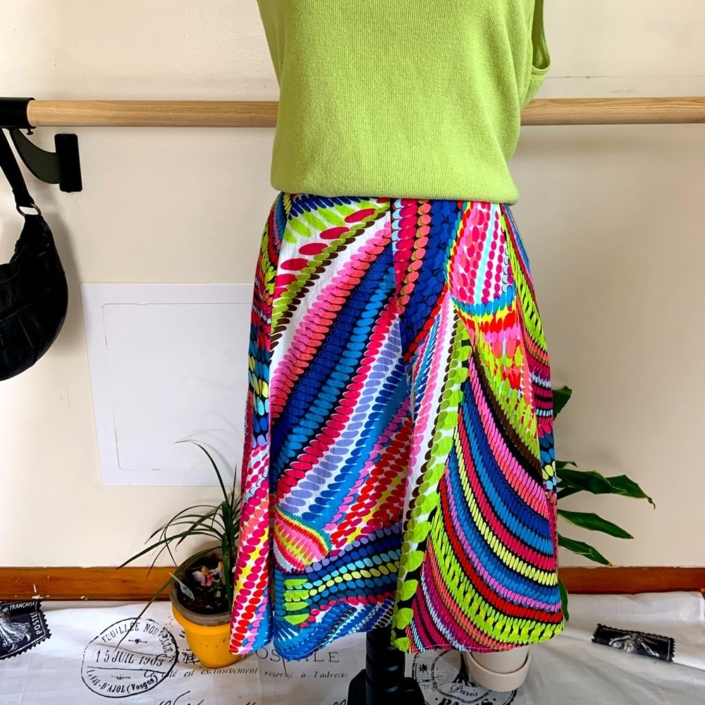 Colorful abstract midi skirt size M